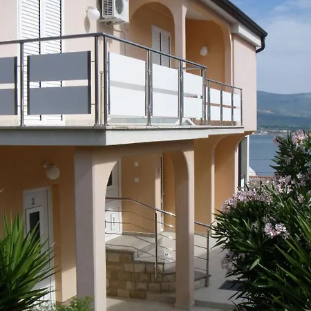 Jelica By Interhome